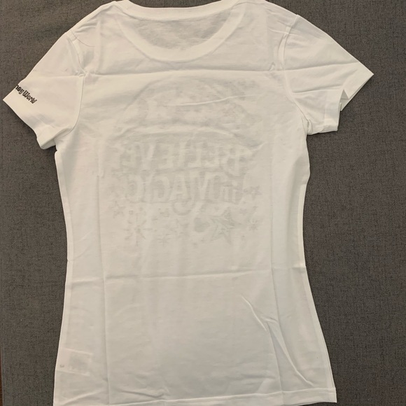Disney Park Believe in Magic T-shirt - Picture 4 of 5